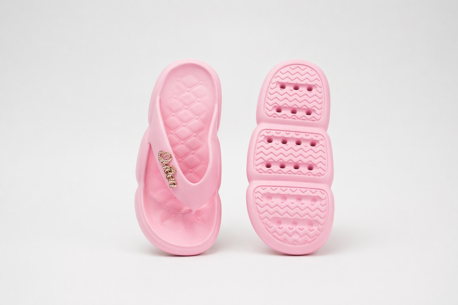 CLOGS | Vintage Tongs Charms Lettre Cœur Matelassé