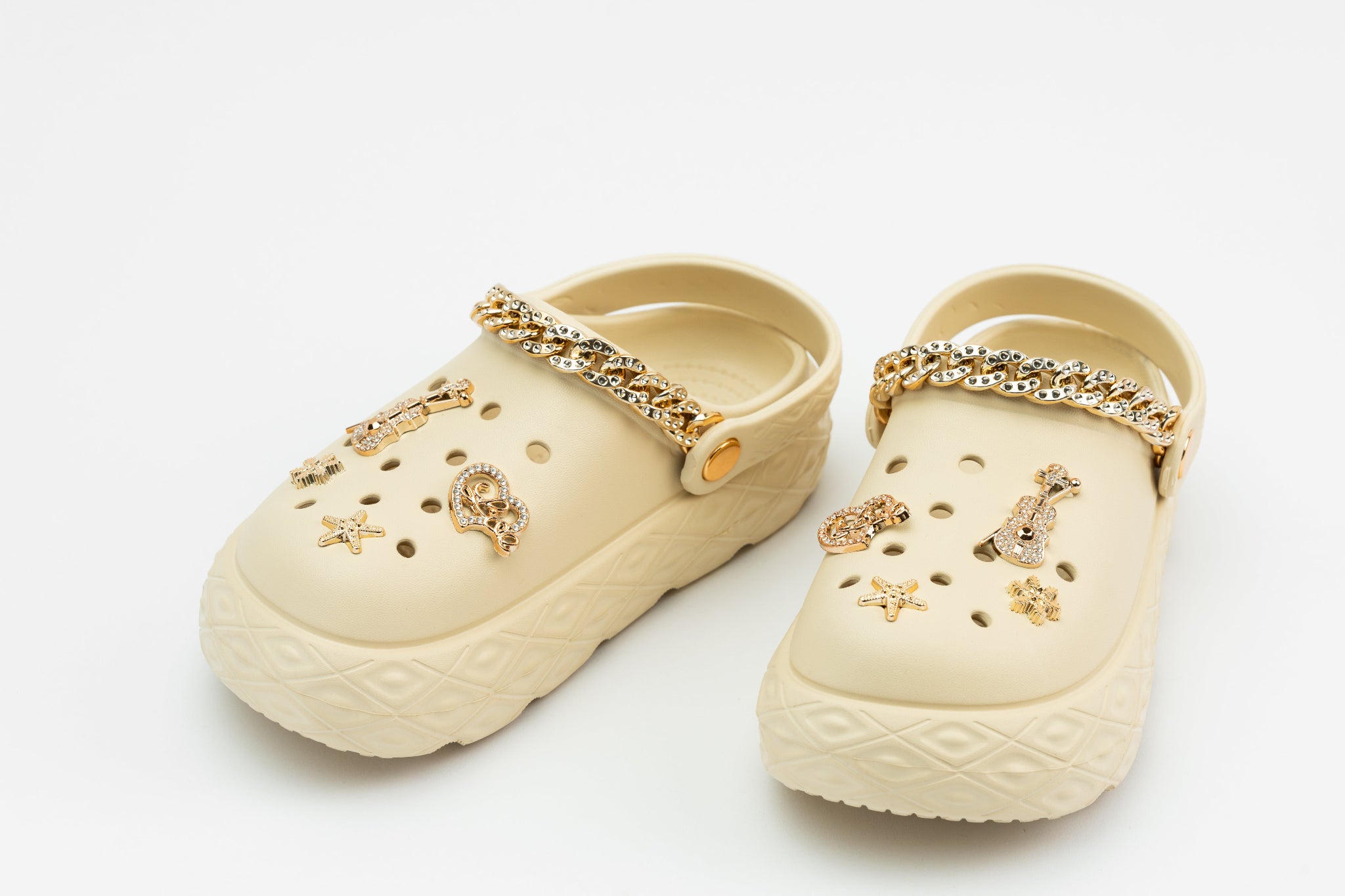 GlamChain | Sabots Femme à Chaîne Dorée