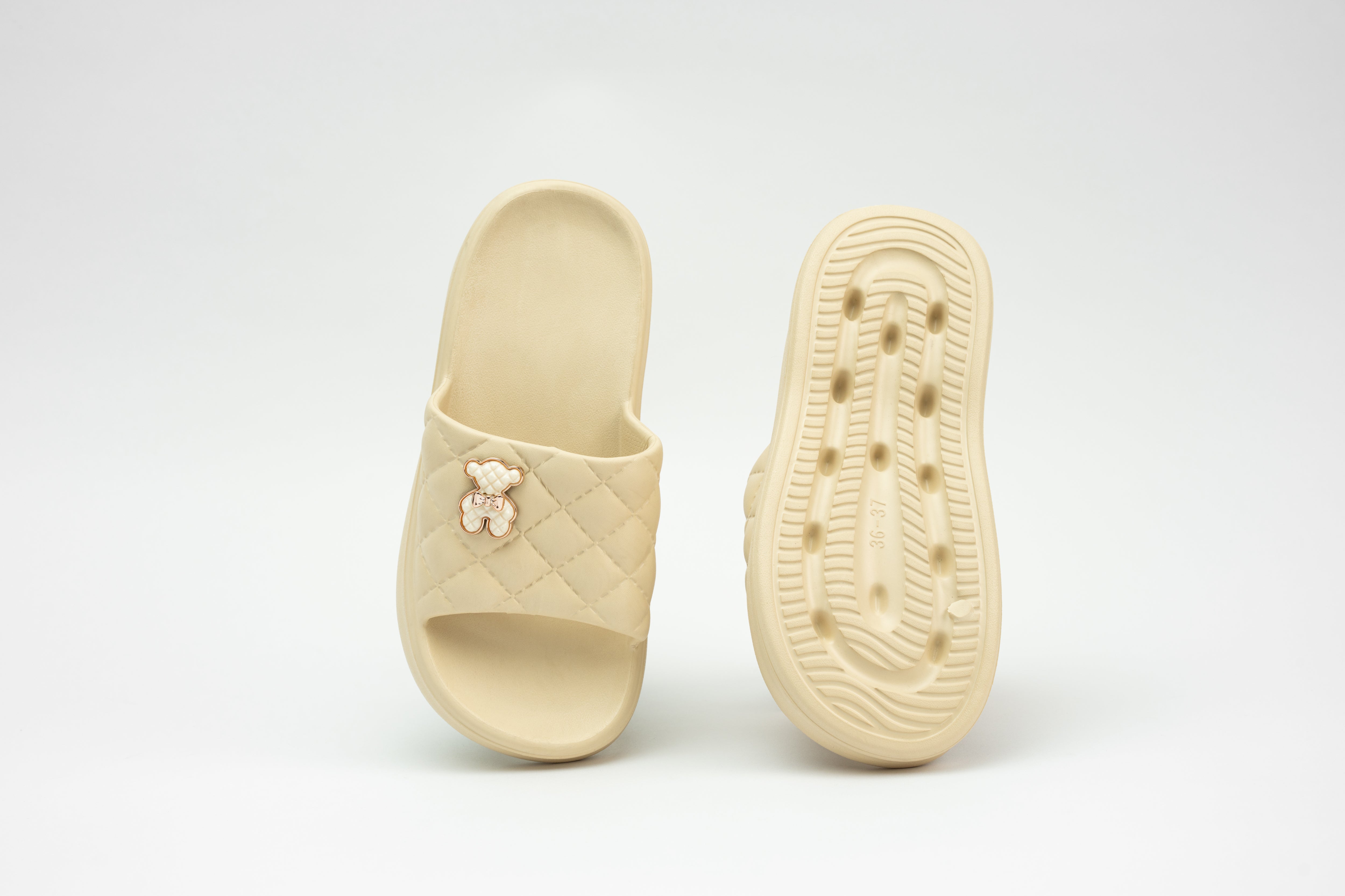 CLOGS | Sandales Ourson Matelassé Doré
